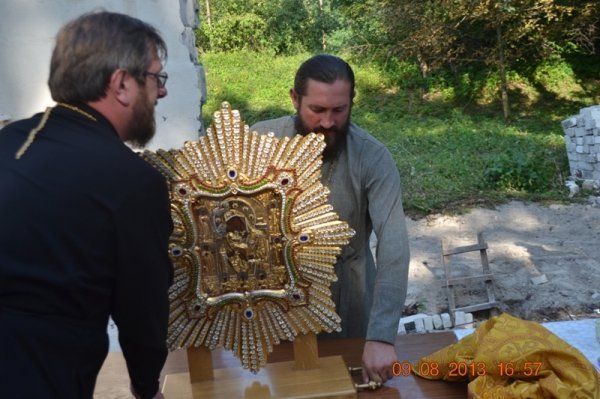 На Волині заклали першу цеглину «міліцейського» храму. ФОТО