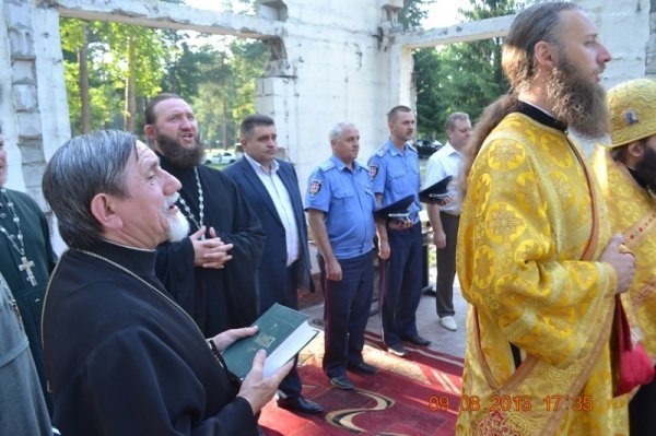 На Волині заклали першу цеглину «міліцейського» храму. ФОТО