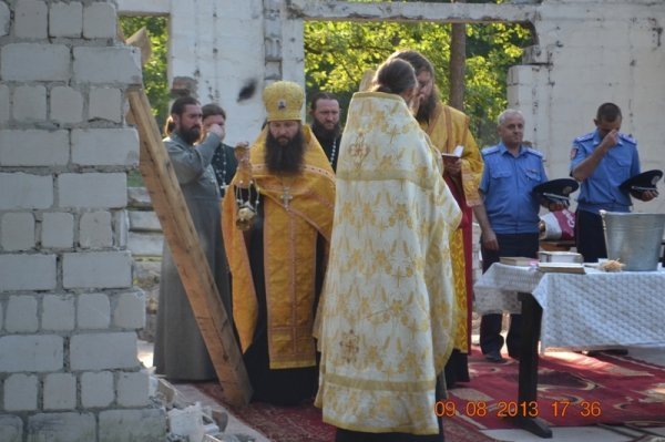 На Волині заклали першу цеглину «міліцейського» храму. ФОТО