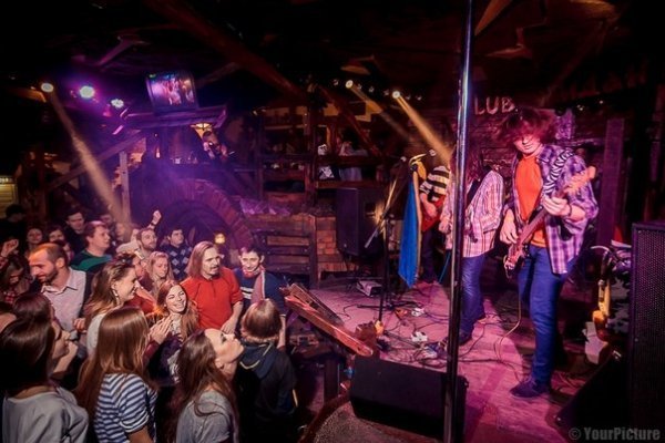 Як у луцькому клубі переспівували «Nirvana». ФОТО