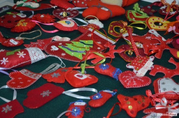 Добро під ялинку: в Луцьку новорічний благодійний ярмарок