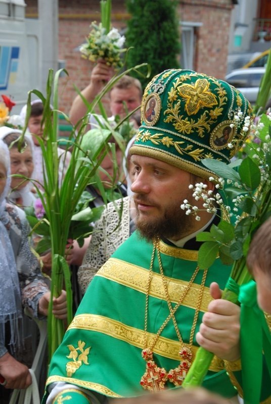 Як у луцькому храмі святкували Трійцю. ФОТО