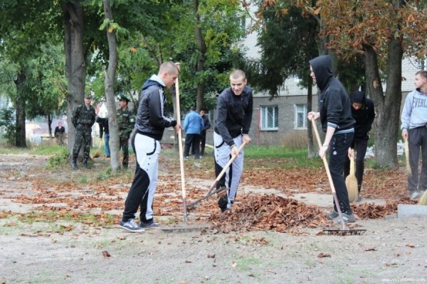 Як у Луцьку готуються відкрити Міст Закоханих. ФОТО