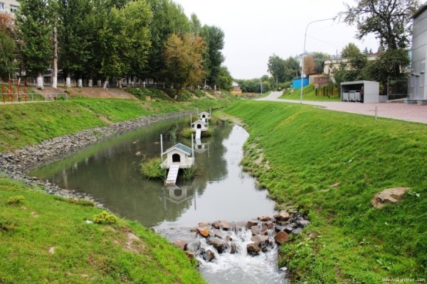 Як у Луцьку готуються відкрити Міст Закоханих. ФОТО