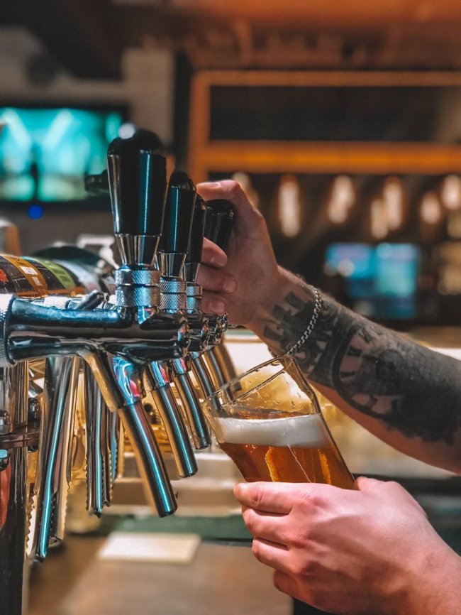 Локація, де смачно і красиво: чому варто піти у «Пай&Бургер» в центрі Луцька*