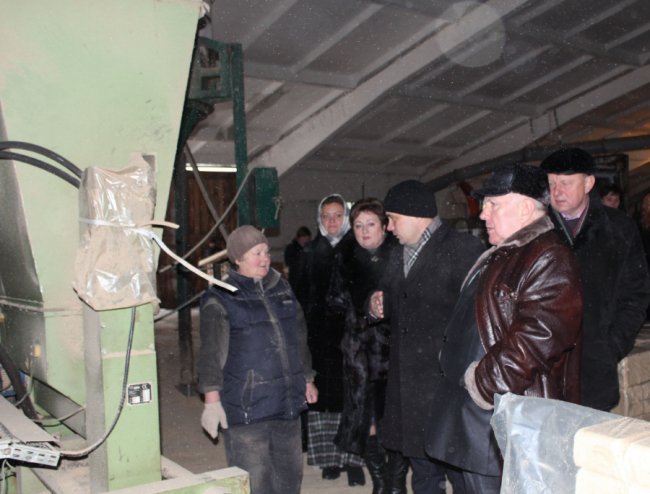 Дари лісу  і «тепло» в брикетах: показали, як успішно працює волинське підприємство. ФОТО