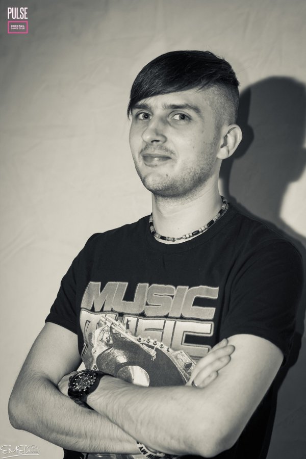 Телеведуча Василіса Фролова розважала лучан на День закоханих. ФОТО