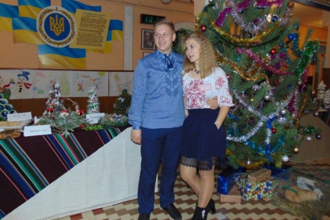 Студенти Рожищенського коледжу влаштували новорічний концерт