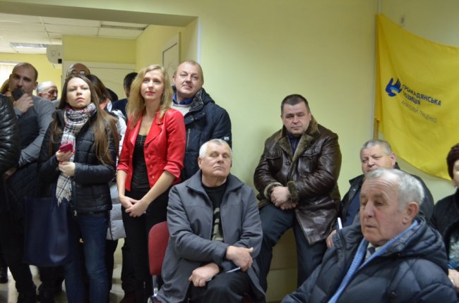 Підтримка – не за гроші: у Луцьку зібралися прихильники Гриценка*