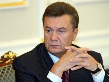 Суд ЄС знову скасував санкції проти Януковича та його сина