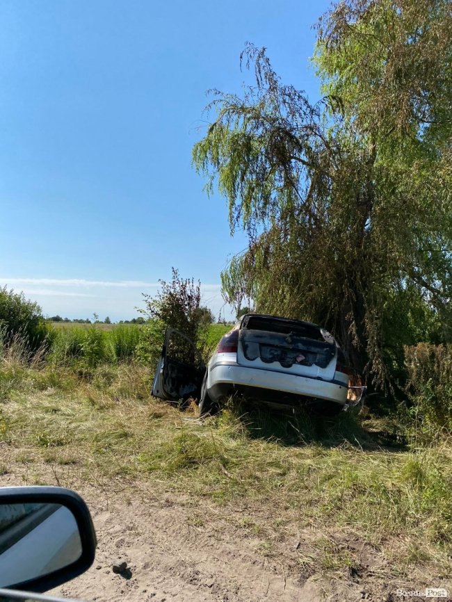 На Волині – ДТП: водій згорів в автомобілі. ФОТО На Волині – ДТП: водій згорів в автомобілі. ФОТО