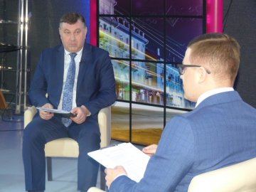 Володимир Бондар розповів до кого звертатися, якщо виявили сміття у лісі