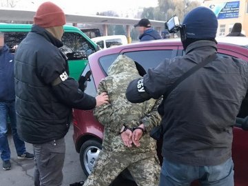 Затриманий прикордонник налагодив канал контрабанди на Волині