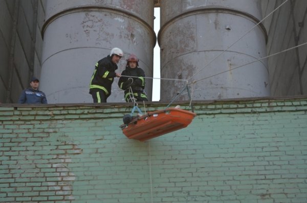 Як у Луцьку «гасили» елеватор. ФОТО. ВІДЕО