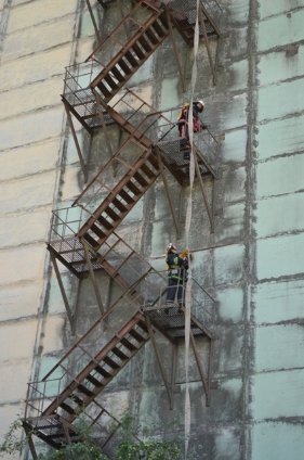 Як у Луцьку «гасили» елеватор. ФОТО. ВІДЕО