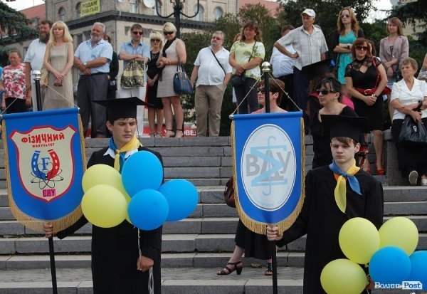 Як вручали дипломи магістрам Східноєвропейського університету. ФОТО