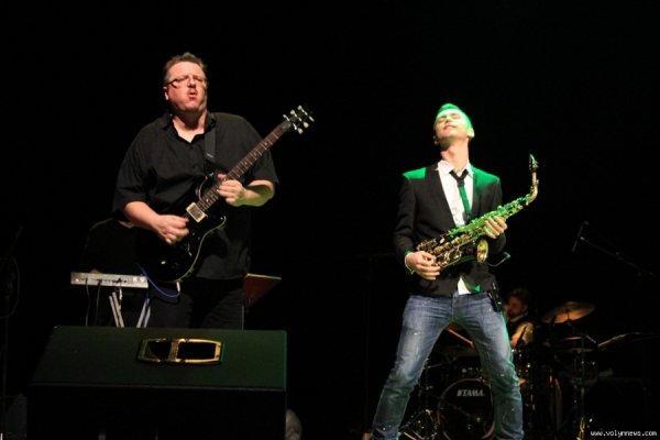 Фото концерту Арсена Мірзояна в Луцьку