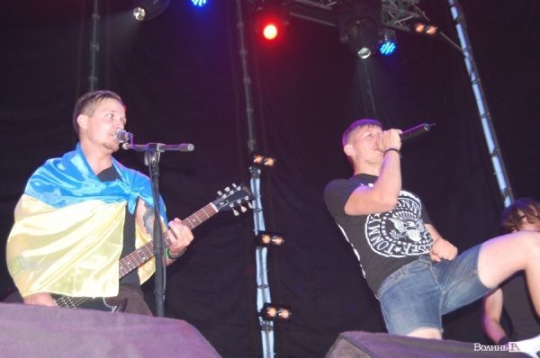 Сюрприз від O.Torvald та вокаліста Фіолету Сергія Мартинюка