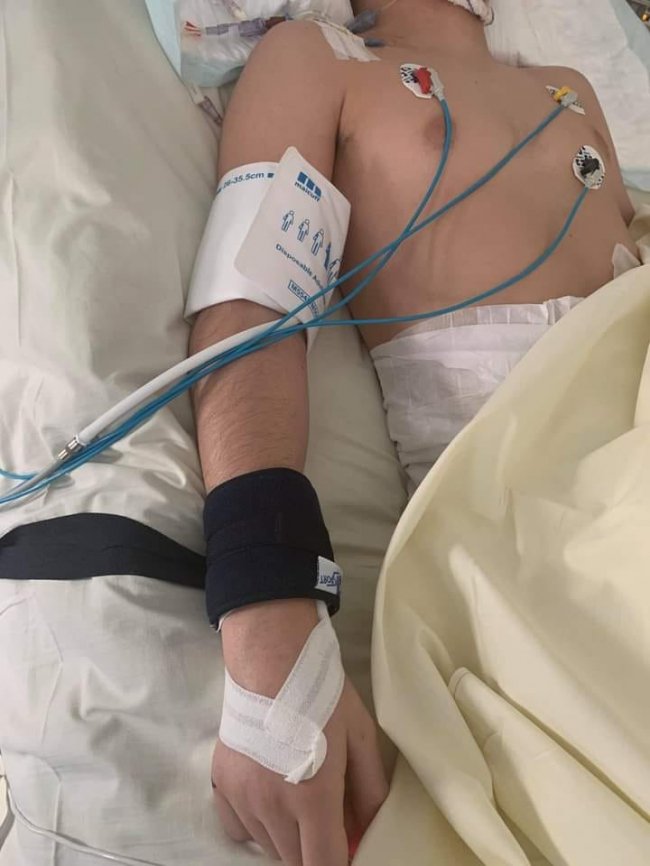 У Парижі жорстоко побили 14-річного українця, хлопець – у комі. ФОТО