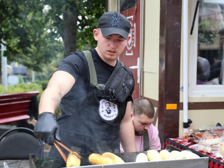 Хто приїхав на черговий ветеранський ярмарок до Луцька