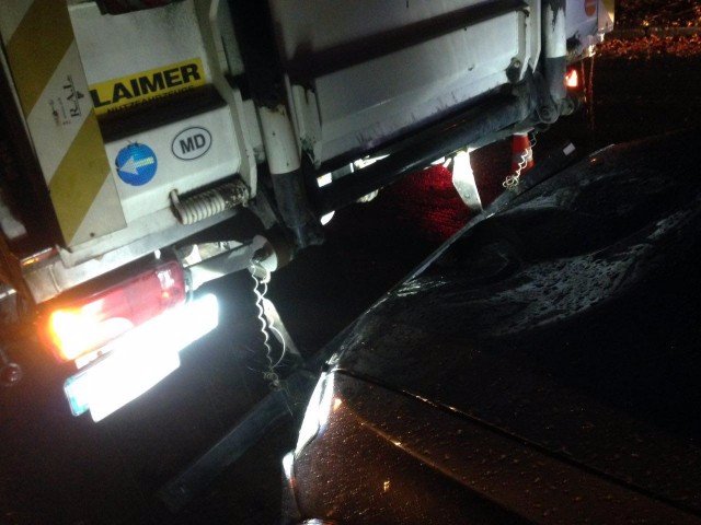 У Луцьку позашляховик протаранив фуру