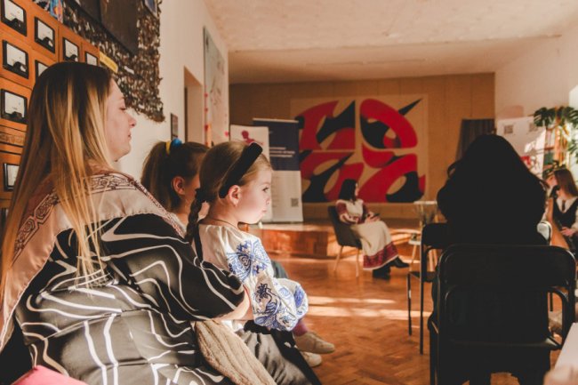 «Відроджуємо традиції та допомагаємо ЗСУ»: як у Луцьку проходила «Терапія вечорницями». ФОТО.ВІДЕО