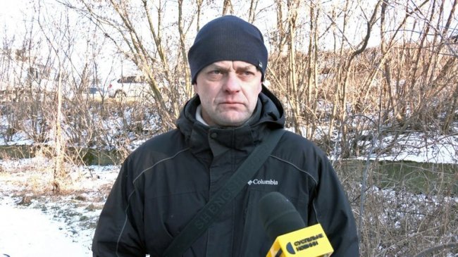 У Луцьку розчищають чагарники й дерева вздовж Стиру. ВІДЕО