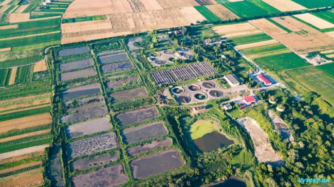 Очисні споруди поблизу Луцька показали з висоти. ФОТО