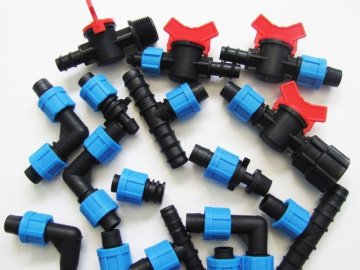 Фітинги для краплинного поливу: що це, особливості*