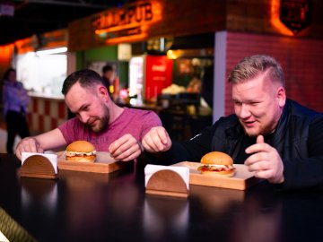 Grand Central знову запрошує на американську вечірку*