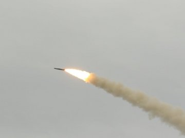 Росія вдарила по Дніпру: 14 жителів – поранені. ВІДЕО