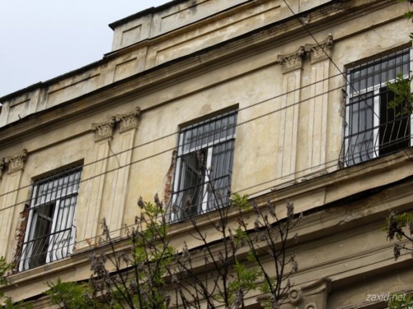 У центрі Львова обвалився будинок. ФОТО