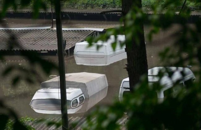 Гірше, ніж у Луцьку: Чернігів затопило після зливи. ФОТО