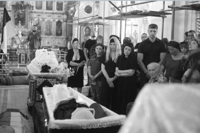 У Луцьку попрощалися із загиблим Героєм Романом Гошком