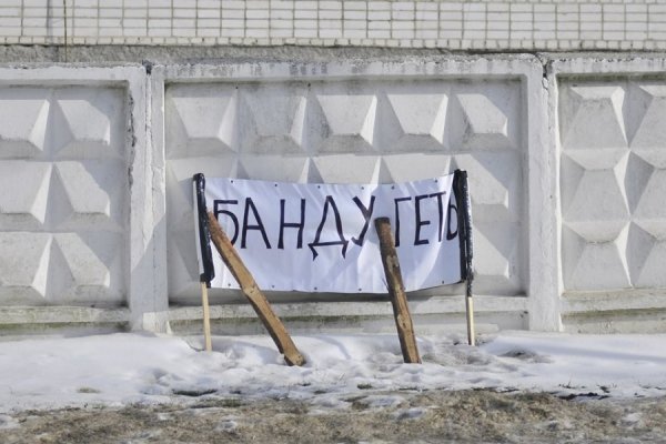 Біля бази луцьких ВВшників влаштували суботник. ФОТО