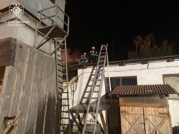 Пожежі на Волині: горіли дві господарські будівлі та трава