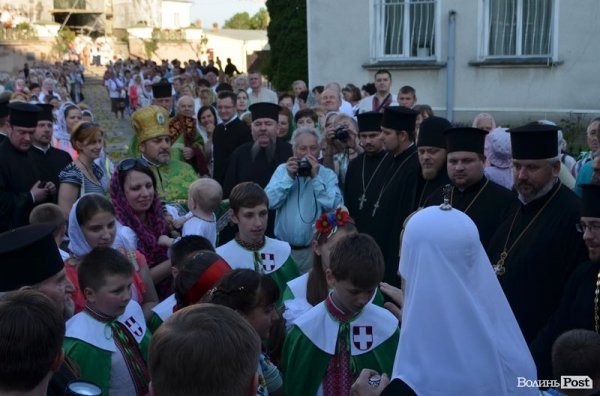До Луцька приїхав патріарх Філарет. ФОТО. ВІДЕО