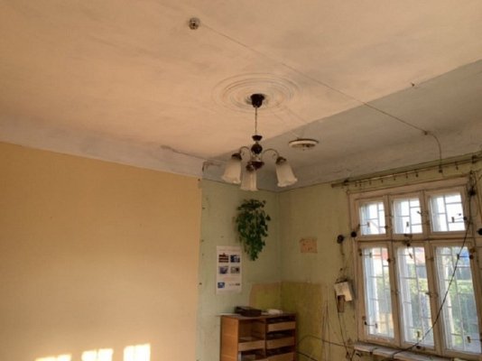 У Володимирі-Волинському комунальне приміщення продають через аукціон. ФОТО