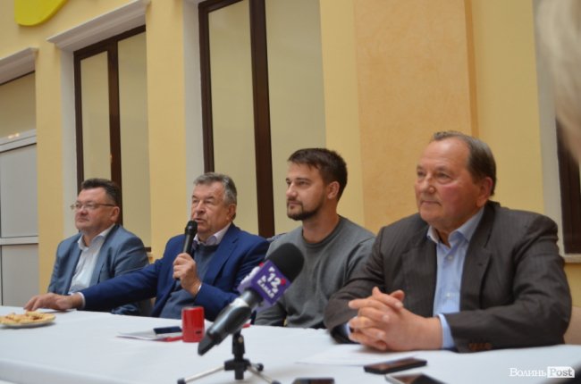 «Не ноу-хау, а реальність»: на даху волинської лікарні встановили сонячну електростанцію. ФОТО