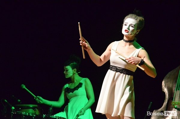 «Я хочу від них дітей»: Dakh Daughters підірвали луцьку публіку. ФОТО