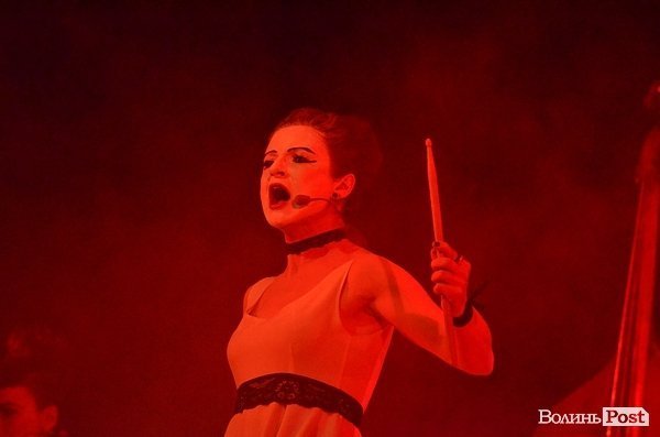 «Я хочу від них дітей»: Dakh Daughters підірвали луцьку публіку. ФОТО