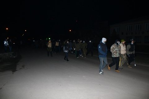 У Маневичах розгромили офіси комуністів і регіоналів. ФОТО