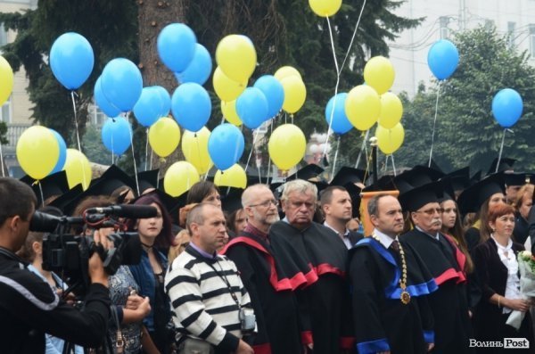 Фотопогляд: посвята в студенти першокурсників СНУ