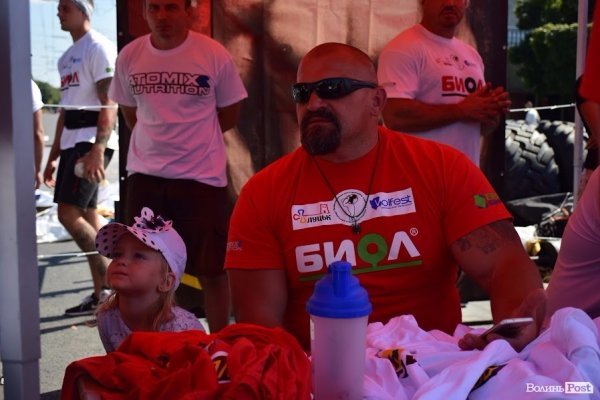 22 богатирі вражали лучан надзвичайною силою та міццю. ФОТО