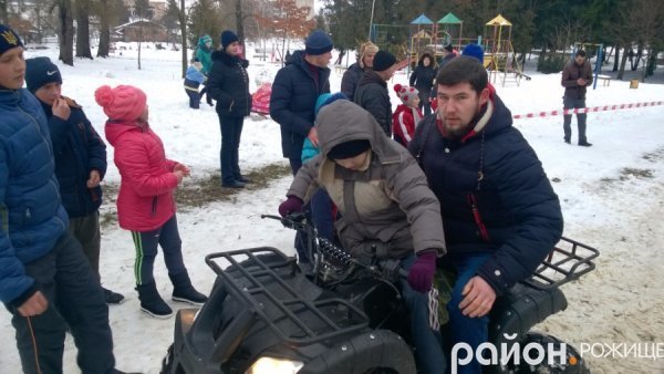На Волині дітям влаштували катання на квадроциклах