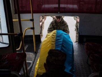 Україна повернула тіла 38 полеглих Героїв