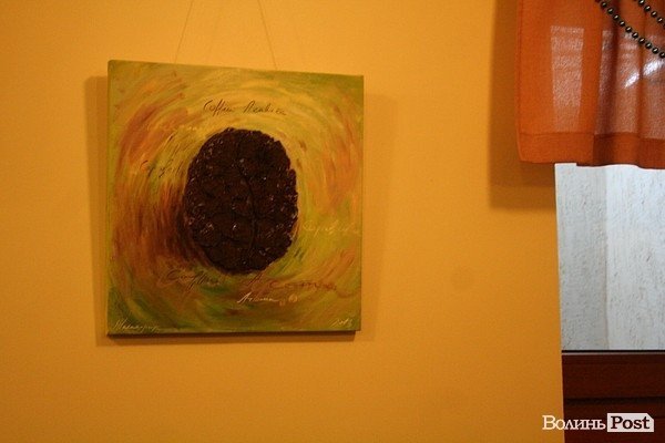 Луцькі художниці презентували виставку «Ейфорія». ФОТО