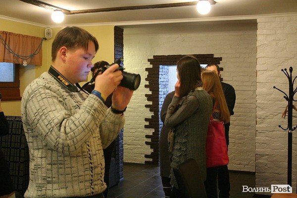 Луцькі художниці презентували виставку «Ейфорія». ФОТО