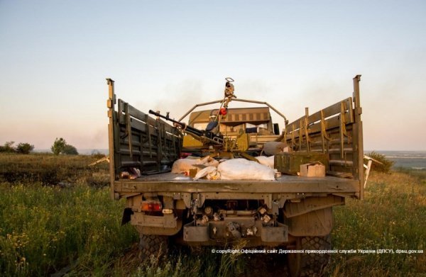 Пункт пропуску «Маринівка» після бою з терористами. ФОТО. ВІДЕО