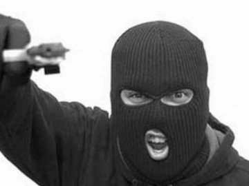 Розбійний напад на Волині: львів’янин з пістолетом і ножем напав на дідуся